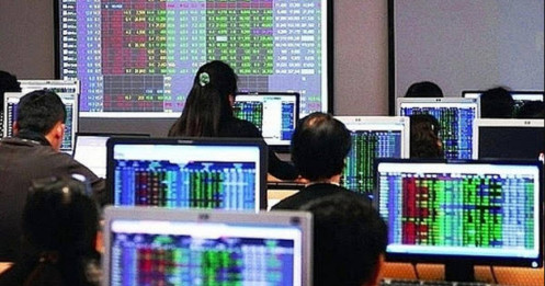 Một CTCK trở lại "game" tăng vốn