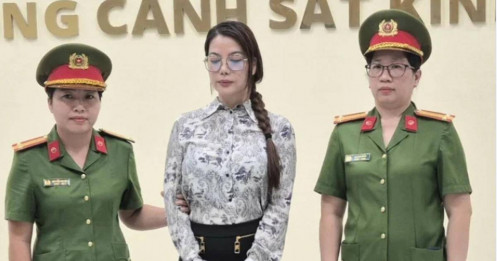 Trương Ngọc Ánh bị cáo buộc chiếm đoạt khoảng 1.458 lượng vàng: Quy đổi bằng bao nhiêu tiền theo giá thời điểm đó?