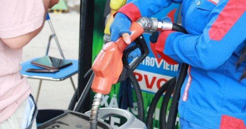 Giá xăng dầu hôm nay 4/11/2025: Ổn định