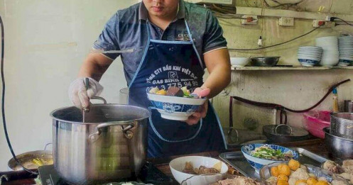 Kiệt sức với quán bún bán 100 tô, lời 500 nghìn đồng