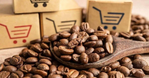 Khi vàng dừng bước sau chuỗi tăng lịch sử, thị trường hàng hóa toàn cầu đang tạm ‘nín thở’ — và những hạt cà phê Việt Nam cũng đang chịu sức ép từ làn sóng này