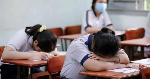 Ép con học quá mức có thể bị phạt 10 triệu đồng