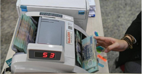 Giảm lãi vay, cơ cấu nợ giúp khách hàng khôi phục sản xuất sau bão lũ