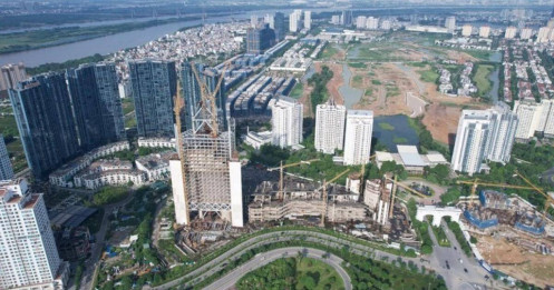 Lãi suất điều chỉnh: Đòn bẩy nào cho địa ốc giữa thách thức?