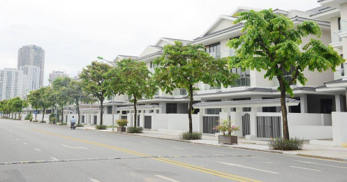 Thị trường ảm đạm, nhà liền thổ triệu USD vẫn "dẫn sóng"