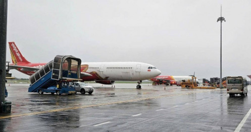 5 sân bay tạm dừng tiếp nhận tàu bay