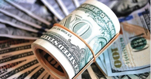 Giá USD trên thị trường tự do lao dốc