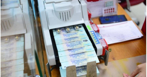 Loạt DN Việt ghi nhận lãi tăng vọt, nhà đầu tư ‘choáng’