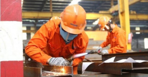 UOB nâng dự báo tăng trưởng Việt Nam lên 7,7%