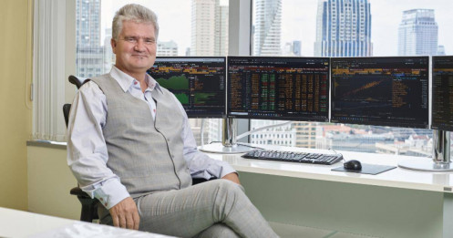 Cú sốc tháng 10 của Pyn Elite: All-in ngân hàng, ‘vấp’ VIX, ‘vỡ mộng’ với VCI