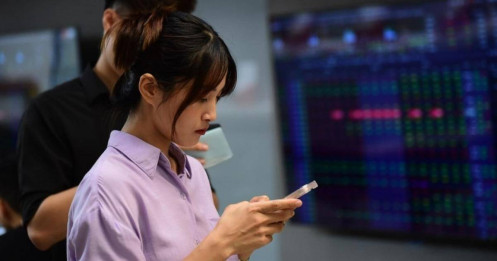 Mức điều chỉnh 200 điểm là bình thường, nhiều nhóm cổ phiếu có cơ hội lội ngược dòng