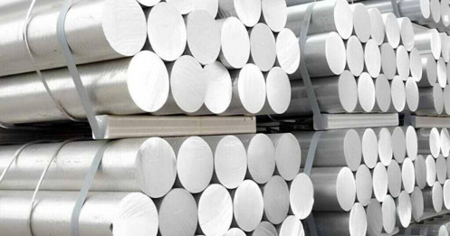 Giá Nhôm tăng vọt lên mức cao kỷ lục do thuế quan siết chặt nguồn cung