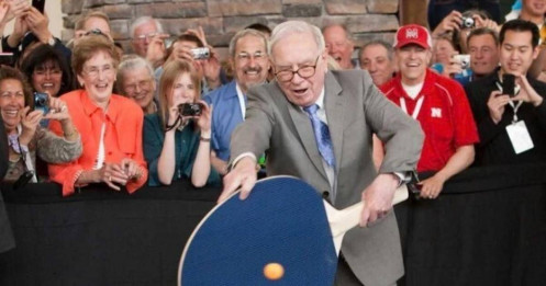 Huyền thoại Warren Buffett và hành trình xây dựng tài sản tỷ đô