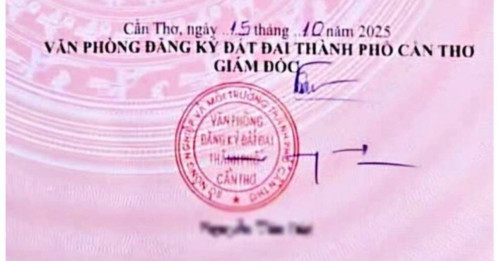 Giám đốc Văn phòng Đăng ký đất đai Cần Thơ không biết giải thích sao vì chữ ký xưa giờ vậy