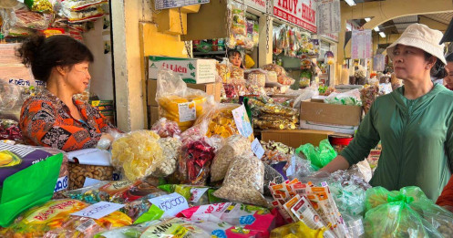 Kỉ lục về số doanh nghiệp giải thể - Vì sao chính sách thuế siết chặt lại khiến doanh nghiệp nhỏ và hộ kinh doanh bị loại khỏi thị trường?