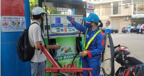 Xăng E10 sẽ được bán trên toàn quốc từ 1-6-2026