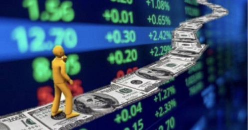 Dòng tiền ngoại chảy mạnh: ETF tiếp tục bán ròng cổ phiếu Việt