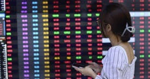 Cải cách chính sách đang tạo chuyển biến trên thị trường vốn