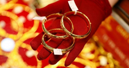 Giá vàng hôm nay 19/11/2025: Giảm xuống mức thấp nhất 1 tuần