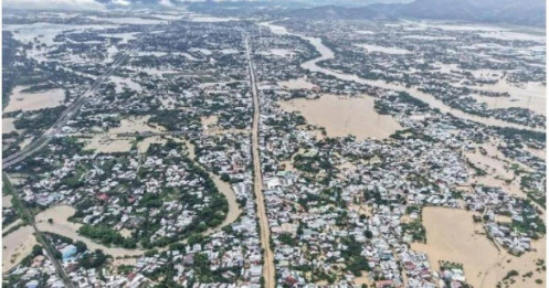 Khánh Hòa lũ vượt kỷ lục 39 năm