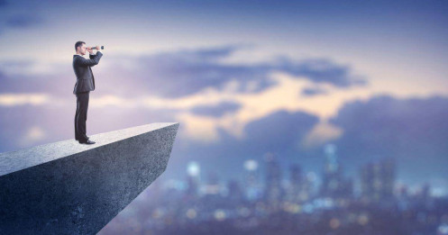 Muốn có tầm nhìn xa, hãy học cách nhìn gần cho rõ trước đã