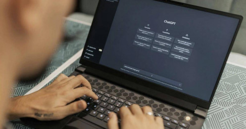 Học sinh lạm dụng AI: Mẹ hốt hoảng, đình chỉ việc học ngay trong đêm