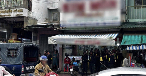 Nóng: Công an xuất hiện tại tiệm vàng nổi tiếng ở Đắk Lắk