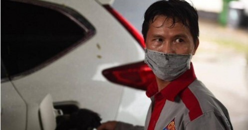 Giá xăng, dầu cùng giảm