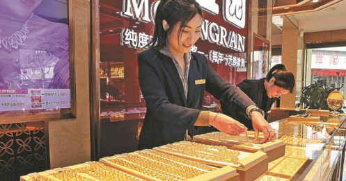 “Tay to” mua gom vàng, bóng dáng bí ẩn từ Trung Quốc