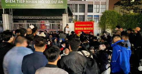 Dân giành số mua nhà, “cò” rao suất ngoại giao ăn chênh 400 triệu