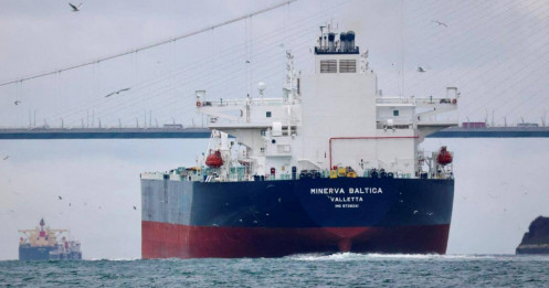 Dầu Nga ‘lạc giữa đại dương’: Gần 50 triệu thùng đối mặt nguy cơ mắc kẹt