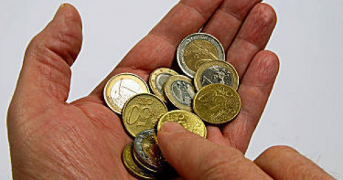 “Đã giàu còn đi nhặt tiền lẻ" – Chỉ những người chưa từng bươn chải mới nói được lời này