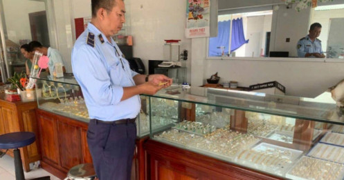 Vàng ‘nóng’ ở miền Nam: 41 vi phạm chỉ trong 30 ngày