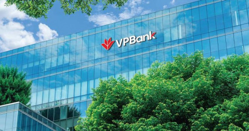 Báo cáo Phân tích Toàn diện Cổ phiếu VPB: Tái định vị Thương hiệu và Động lực Tăng trưởng từ Hệ sinh thái