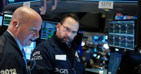 Fed tiếp thêm động lực cho giới đầu tư