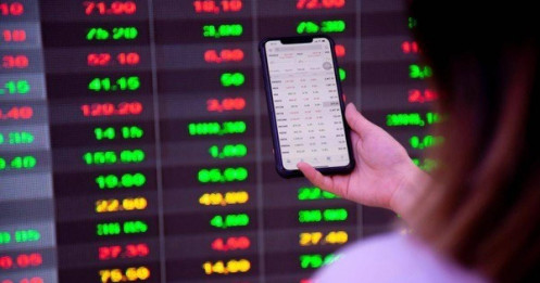 Đà tăng "lửng lơ", VN-Index dễ “quay xe”