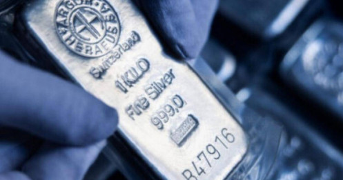 Làn sóng kim loại chảy sang London: Thiếu hụt bạc tại Trung Quốc đe dọa sự ổn định của thị trường toàn cầu!