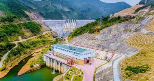 Hai cổ đông lớn đồng loạt rời VSH: Vì sao doanh nghiệp tăng trưởng mạnh vẫn bị “bán ròng”?