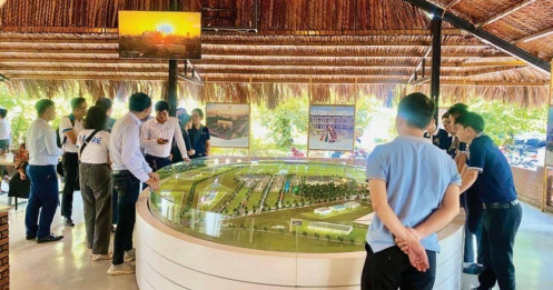 Thị trường bất động sản: Liệu có “hàng ngộp”?