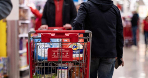 Sống trong nền kinh tế 3 vạn tỷ USD: Thu nhập khủng nhưng vẫn vật lộn với lạm phát