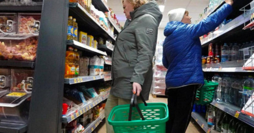 GDP tụt dốc, người dân 'thắt lưng buộc bụng', nhiều ngành đình trệ: Kinh tế Nga bắt đầu lộ dấu hiệu 'báo động'?