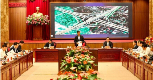 Bí thư Hà Nội chỉ đạo tháo gỡ khó khăn, đẩy nhanh tiến độ dự án Vành đai 4 - Vùng Thủ đô
