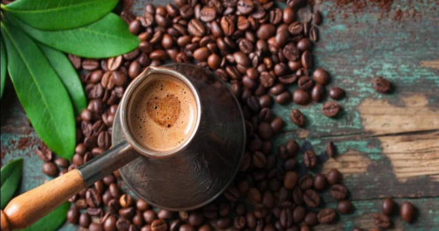 Cà phê Việt Nam giữa bão giá: Vì sao giá quốc tế tăng nhưng giá nội địa lại giảm?