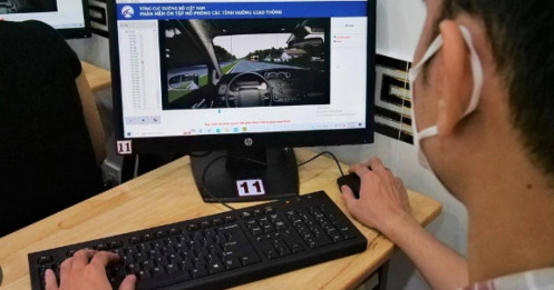 Bài thi mô phỏng lái xe gây ức chế vì 'bấm sớm chút cũng bị điểm 0'