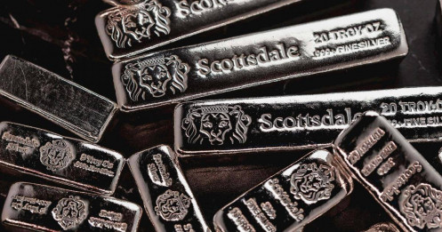 Vì sao giá bạc tăng 'dựng đứng'?