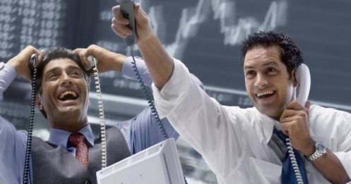 Dòng vốn ngoại tháo chạy khỏi cổ phiếu 'họ' Vin và Bank phiên đầu tháng 12