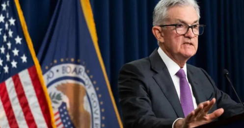 Fed tranh cãi dữ dội, thị trường đối mặt rủi ro mới