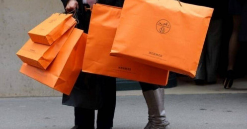 Khác biệt giàu nghèo toàn cầu: 1% siêu giàu dùng tiền để tận hưởng, phần còn lại chỉ tiêu cho vật chất