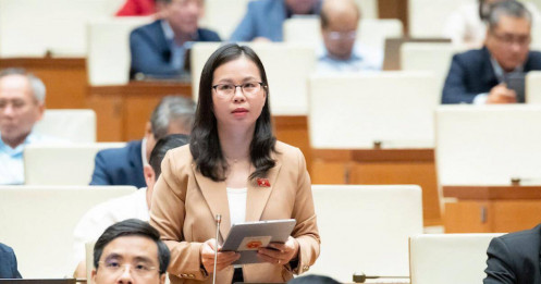 Nghịch lý miễn học phí nhưng chi phí giáo dục lại tăng: Đại biểu Quốc hội cảnh báo nguy cơ “phí chồng phí”