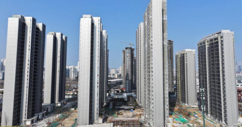 BĐS Trung Quốc “dò đáy” năm thứ 5: Tín hiệu xấu dồn dập, khủng hoảng chưa có điểm dừng